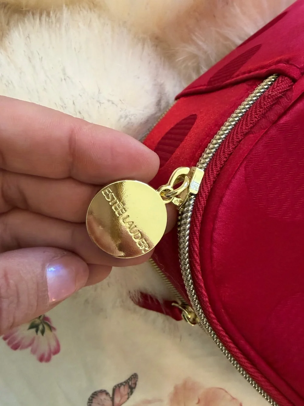 Estee Lauder rounded dome